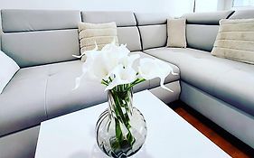 Malinsummer Apartments
